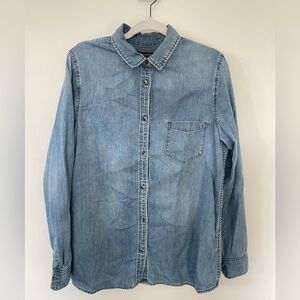 Banana Republic Blue Denim Button Down Shirt